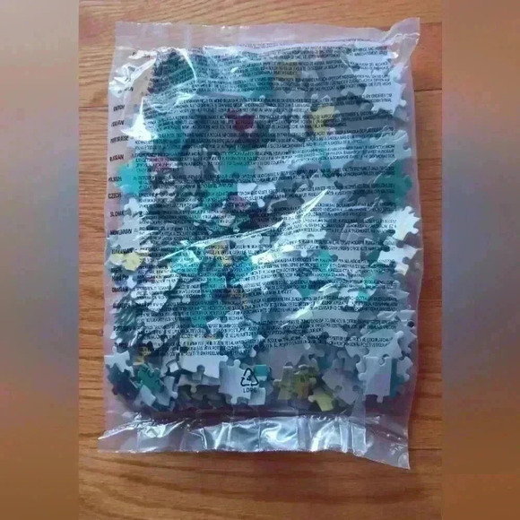 Office Space Jigsaw Puzzle in Clam Shell “Work Sucks”  500 Pcs Blockbuster - Picture 4 of 4